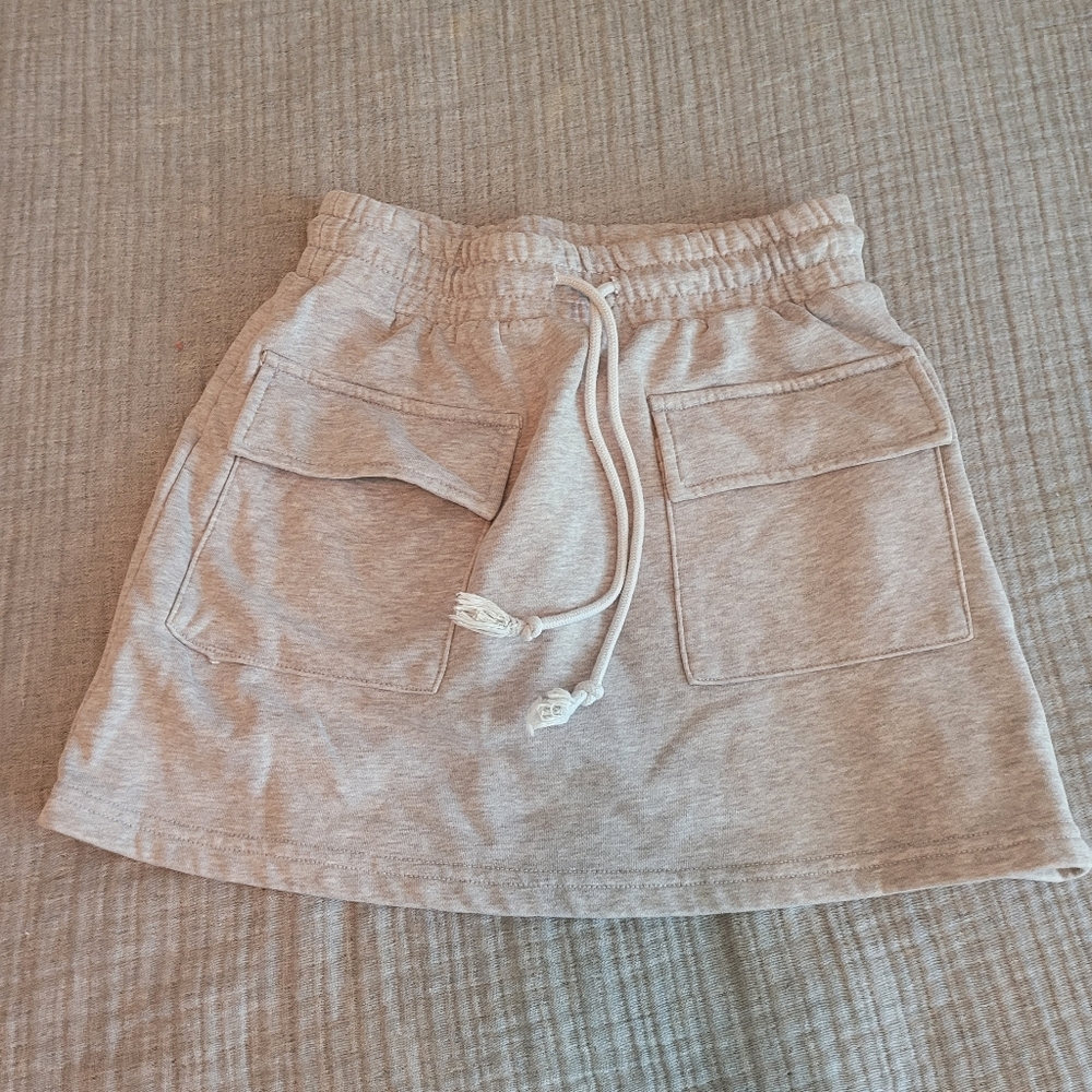 Butter Melon Casual Gray Mini Skirt with Pockets